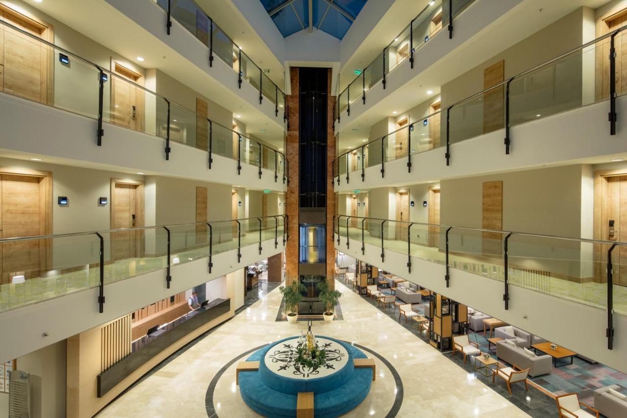 Novum Garden Side Hotel Exterior foto